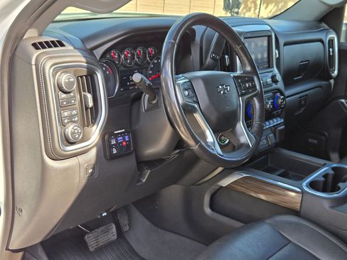 Used 2021 Chevrolet Silverado 1500 LT Trail Boss image 12