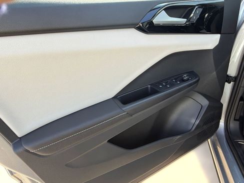 New 2026 Volkswagen Taos S image 12