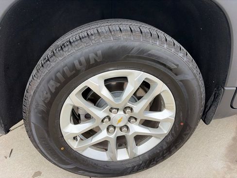 Used 2018 Chevrolet Traverse LT AWD/4WD image 23