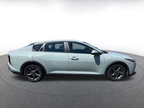 Used 2025 Kia K4 FWD image 16