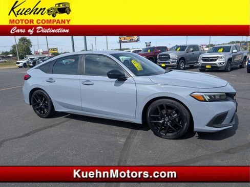 Used 2023 Honda Civic Sport image 1