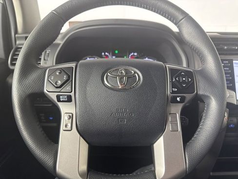 Used 2022 Toyota 4Runner TRD Sport image 18