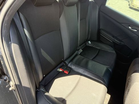 Used 2019 Honda Civic Sport image 8