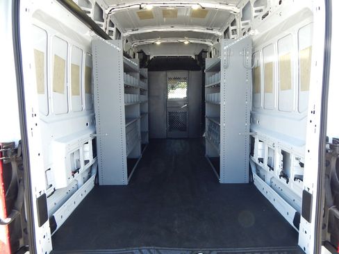 Used 2017 Ford Transit 250 148 High Roof Extended RWD image 3