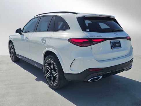 New 2026 Mercedes-Benz GLC 300 4MATIC image 5