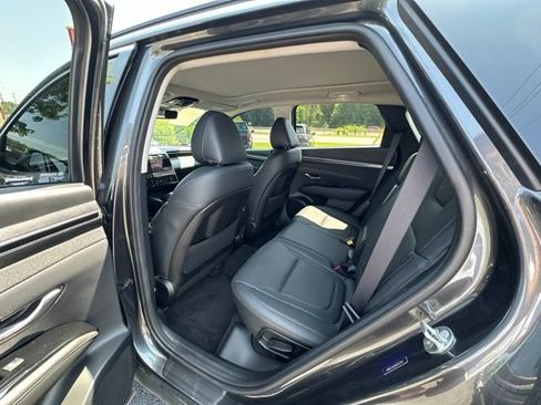 Used 2022 Hyundai Tucson Limited FWD image 18