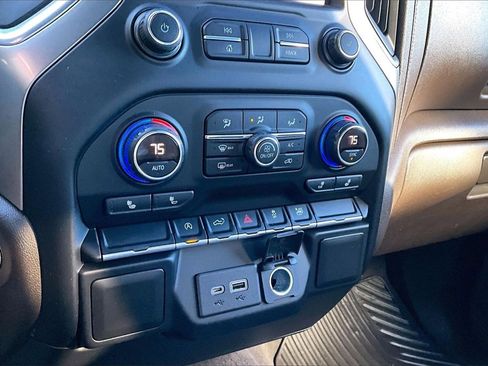 Used 2019 Chevrolet Silverado 1500 LT w/ All-Star Edition image 12