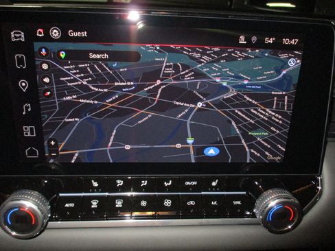 New 2026 GMC Canyon Elevation w/ Convenience Package image 32