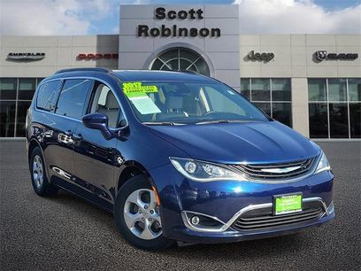 Certified 2017 Chrysler Pacifica Premium