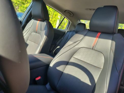 New 2026 Nissan Sentra SR w/ SR Premium Package FWD image 27