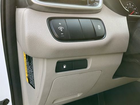 Used 2016 Kia Sorento AWD w/ LX Convenience Package image 28