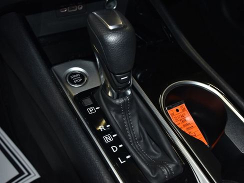 Used 2024 Nissan Altima 2.5 SV image 16