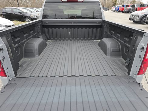 Used 2024 Chevrolet Silverado 1500 Custom image 22