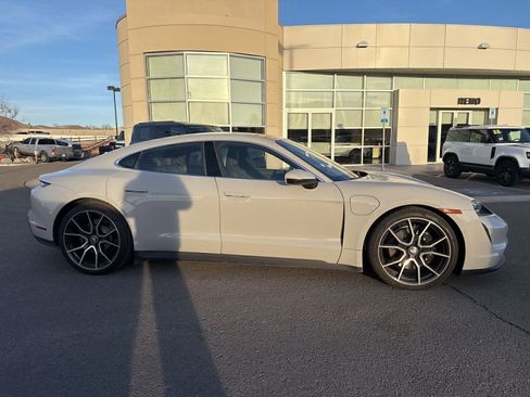 Used 2024 Porsche Taycan 4S image 4