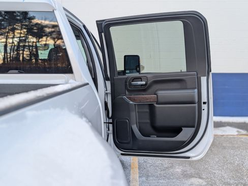 Used 2021 GMC Sierra 3500 Denali w/ Denali Ultimate Package image 54