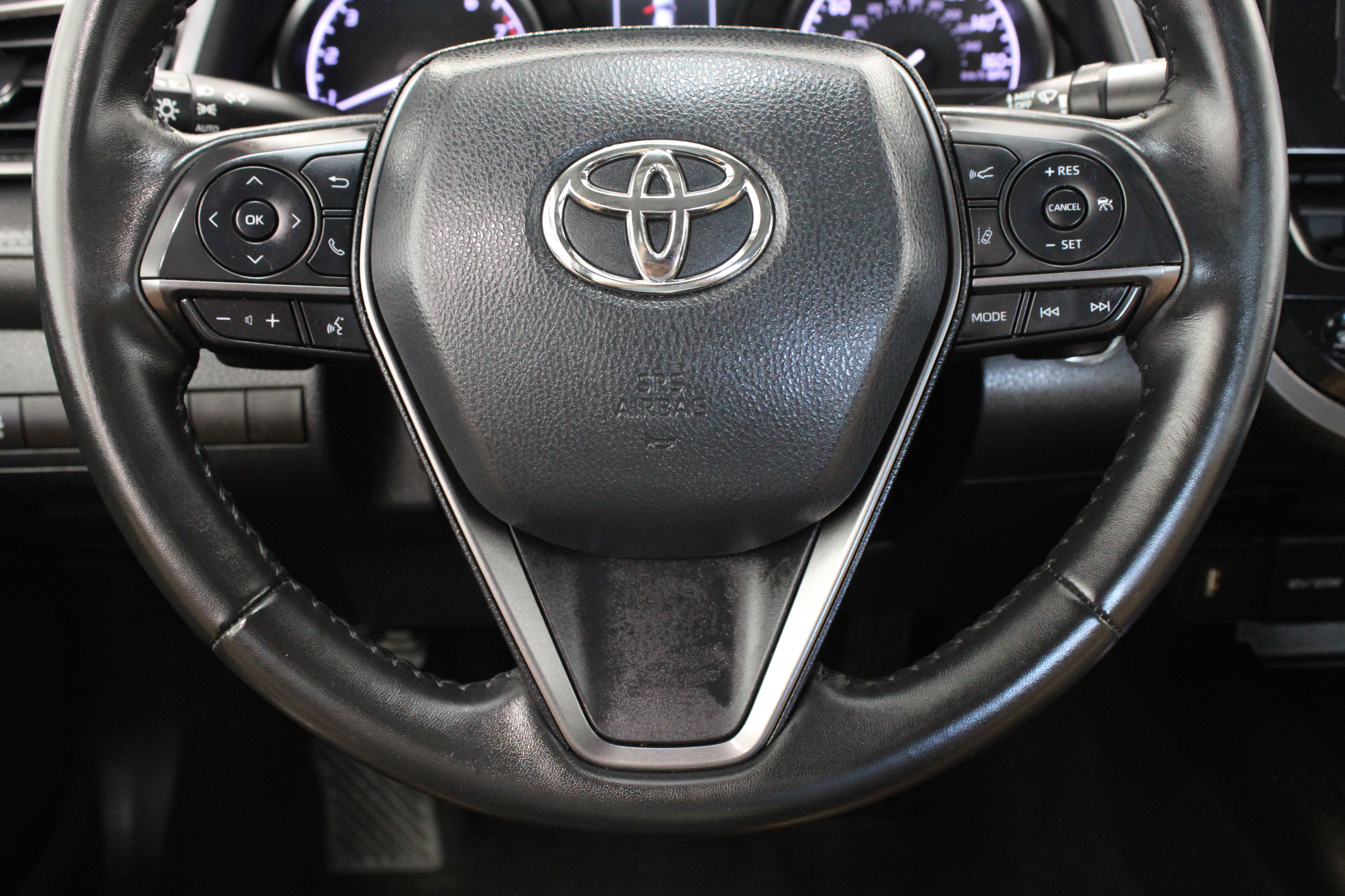Used 2024 Toyota Camry SE w/ Convenience Package FWD image 24