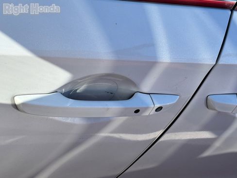 Certified 2025 Honda Odyssey Touring image 9