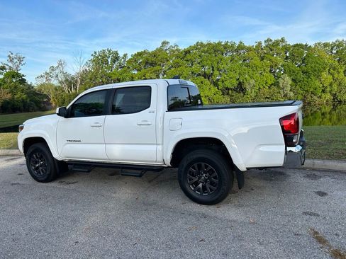 Used 2023 Toyota Tacoma SR5 RWD image 3