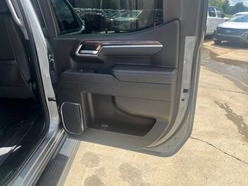 Used 2025 GMC Sierra 1500 Elevation w/ Elevation Premium Package AWD/4WD image 27