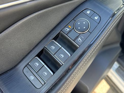 Used 2023 Nissan Rogue Platinum w/ Platinum Premium Package AWD/4WD image 11