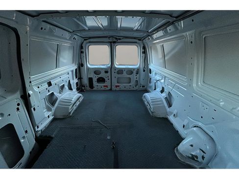 Used 2014 Ford E-250 and Econoline 250 Van 3D w/ Power Group image 30