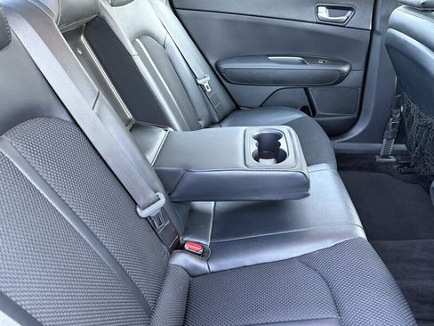 Used 2020 Kia Optima S image 24