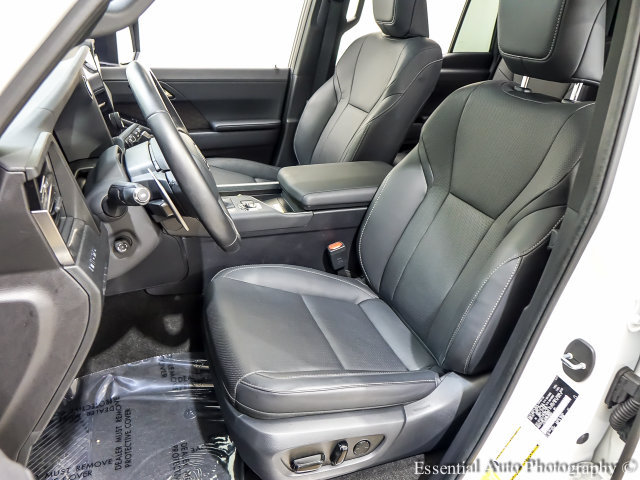 Used 2024 Lexus GX 550 w/ Accessory Package (Z1) AWD/4WD image 10