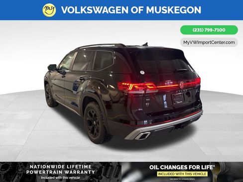 New 2026 Volkswagen Atlas Peak Edition AWD/4WD image 5