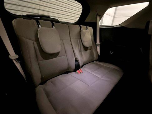 Certified 2020 Ford Explorer XLT w/ Class III Trailer Tow Package image 27