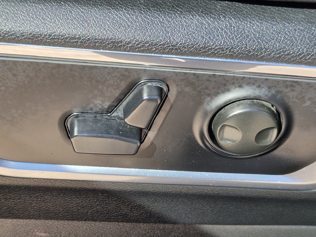 Used 2026 RAM 1500 Laramie AWD/4WD image 26