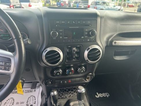 Used 2015 Jeep Wrangler Unlimited Sport image 10