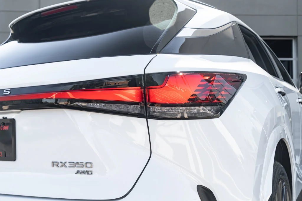 Used 2024 Lexus RX 350 F Sport w/ Convenience Package AWD/4WD image 10