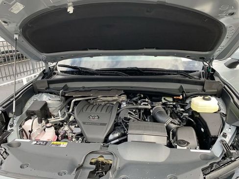 Certified 2026 Toyota Grand Highlander AWD Hybrid image 16