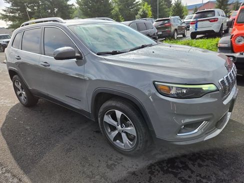 Used 2020 Jeep Cherokee Limited AWD/4WD image 19