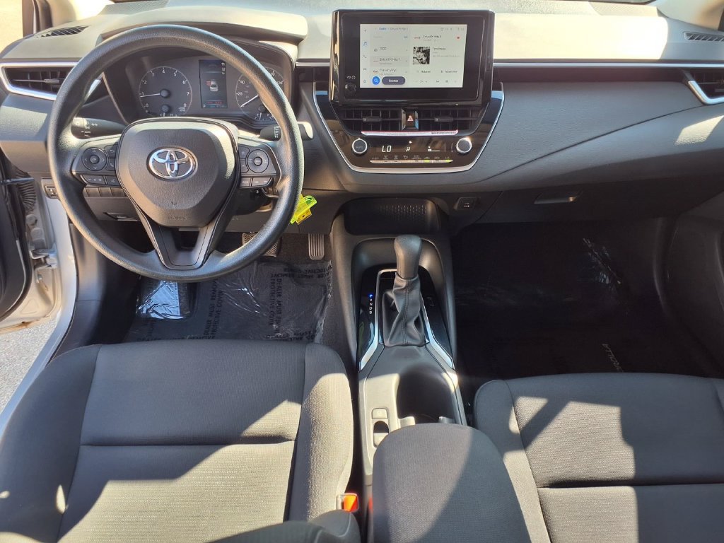 Used 2024 Toyota Corolla LE FWD image 14