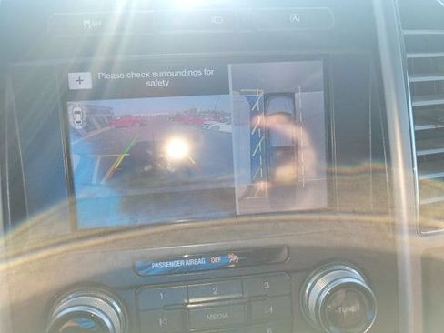 Used 2019 Ford F150 Platinum w/ Equipment Group 701A Luxury AWD/4WD image 22