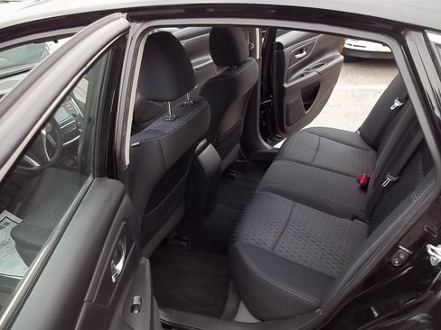 Used 2017 Nissan Altima 2.5 S w/ Power Driver Seat Package image 8