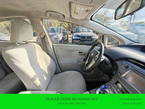 Used 2013 Toyota Prius Three image 17