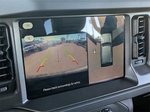 New 2025 Ford Bronco Badlands image 25