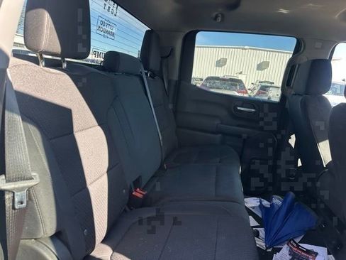 Used 2020 Chevrolet Silverado 1500 Custom w/ Custom Value Package image 18