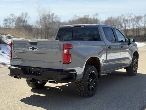 Used 2024 Chevrolet Silverado 1500 LT Trail Boss w/ Convenience Package II AWD/4WD image 8