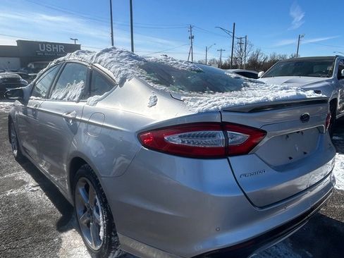 Used 2013 Ford Fusion SE image 4