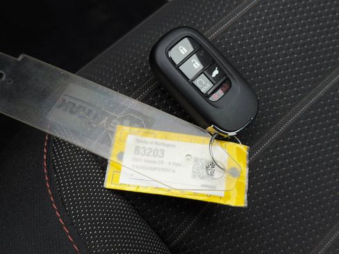 Used 2023 Honda CR-V Sport image 12