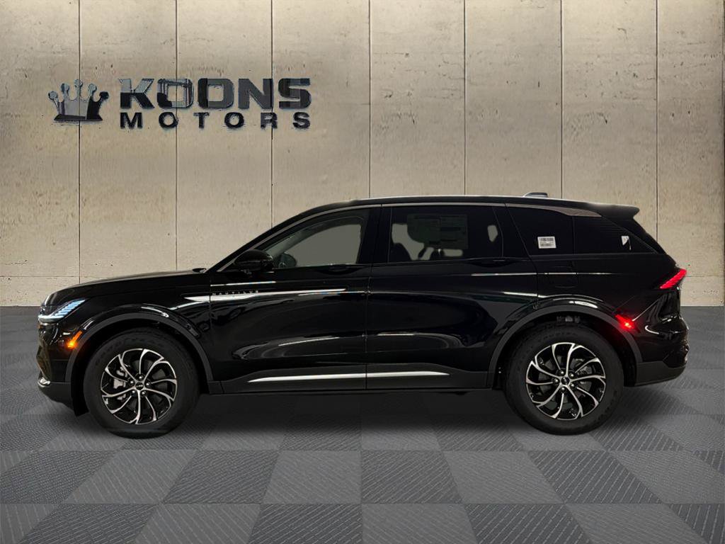 New 2026 Lincoln Nautilus Premier AWD/4WD image 4