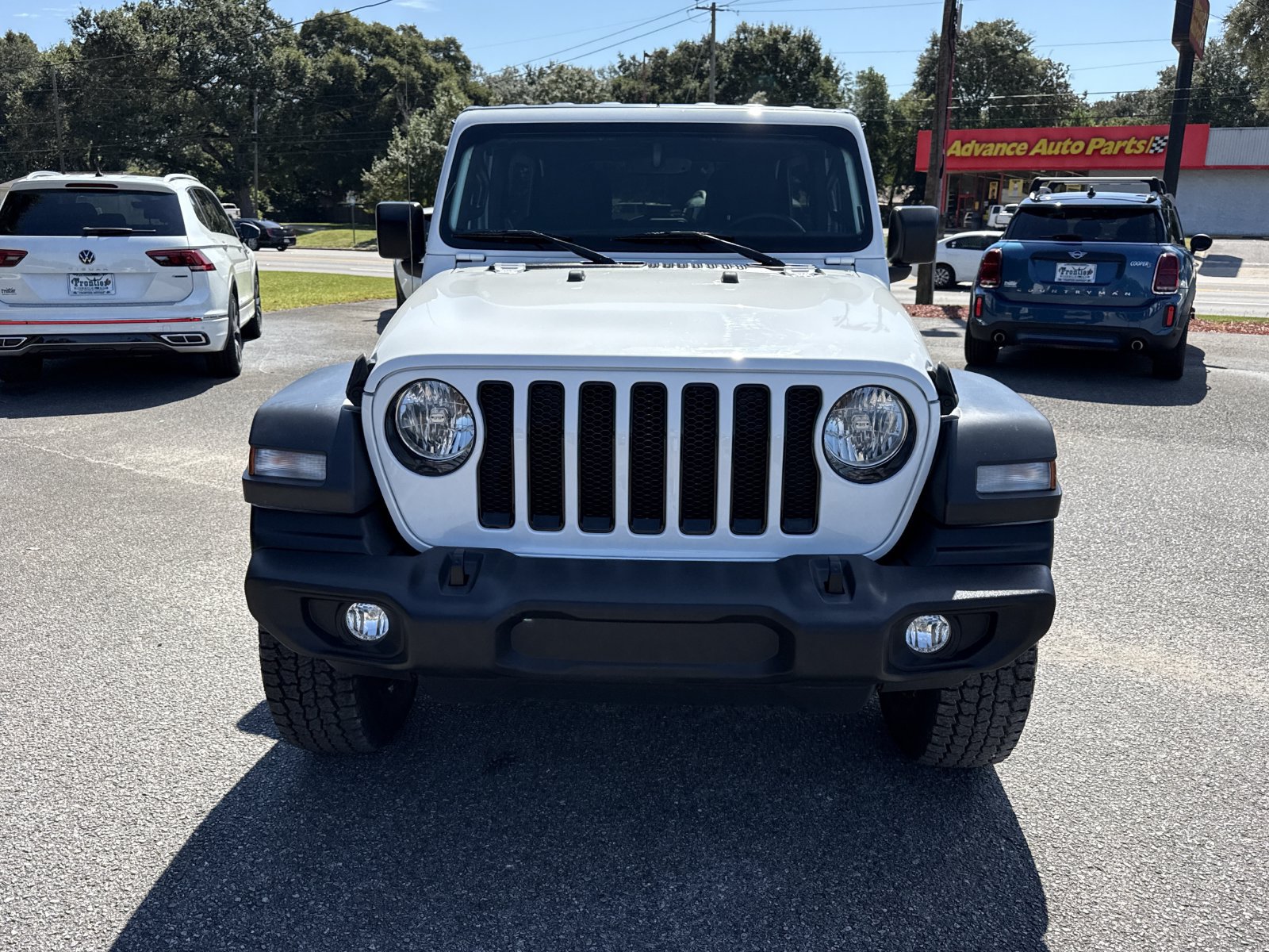 Used 2022 Jeep Wrangler Unlimited Sport AWD/4WD image 8