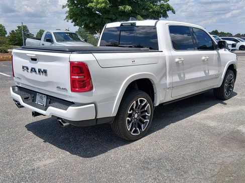 Used 2025 RAM 1500 Limited AWD/4WD image 3