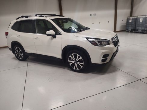 Used 2020 Subaru Forester Limited w/ Popular Package #3 AWD/4WD image 2