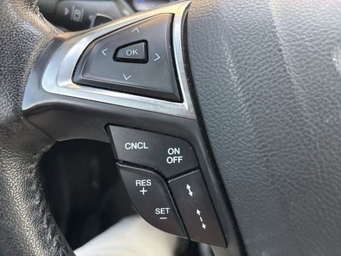 Used 2019 Ford Fusion SEL image 8