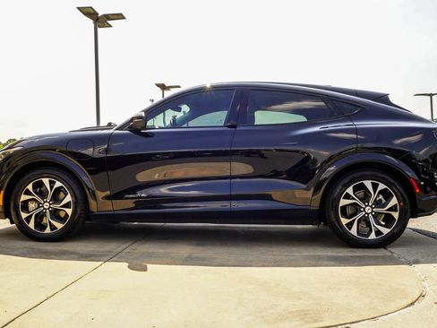Used 2023 Ford Mustang Mach-E Premium AWD/4WD image 9