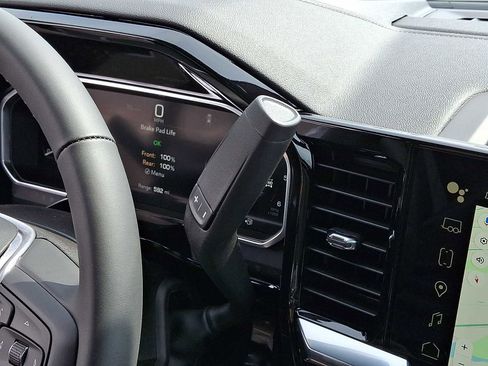 New 2026 GMC Sierra 1500 Elevation image 12